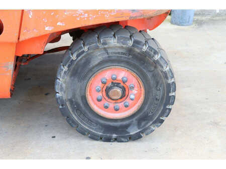 Carrelli elevatori diesel 1992  Linde H70DW (14)