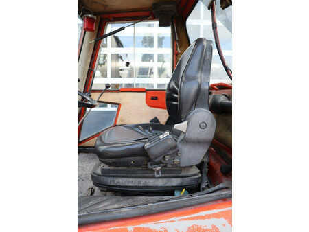 Carrelli elevatori diesel 1992  Linde H70DW (18)