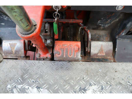 Carrelli elevatori diesel 1992  Linde H70DW (19)