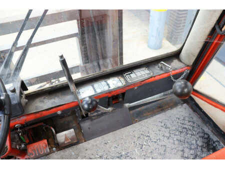 Carrelli elevatori diesel 1992  Linde H70DW (20)