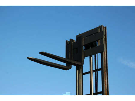 Kylkitrukki 1994  Baumann AS 40 12 45 (28)