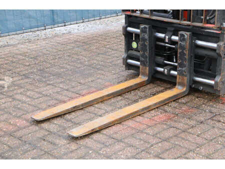 Elektromos 4 kerekű 2021  Toyota 8FBE18T (10)