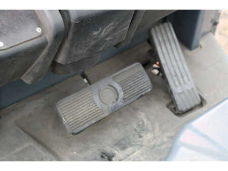 Elektromos 4 kerekű 2021  Toyota 8FBE18T (24)