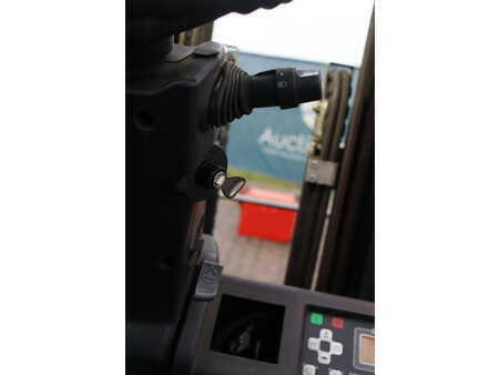 Elektromos 4 kerekű 2021  Toyota 8FBE18T (25)