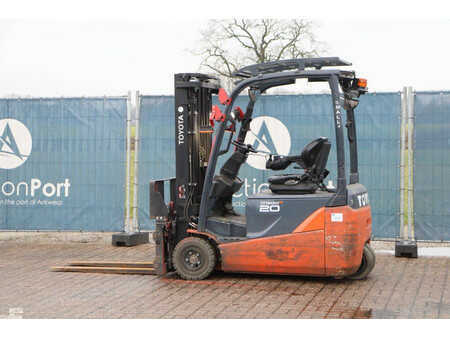 Elektromos 4 kerekű 2021  Toyota 8FBE18T (3)