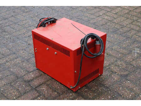 Elektromos 4 kerekű 2021  Toyota 8FBE18T (40)