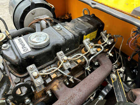 Dieseltruck 1991  Boss MH40D/4B-3 (28)