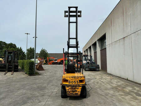 Dieseltruck 1991  Boss MH40D/4B-3 (34)