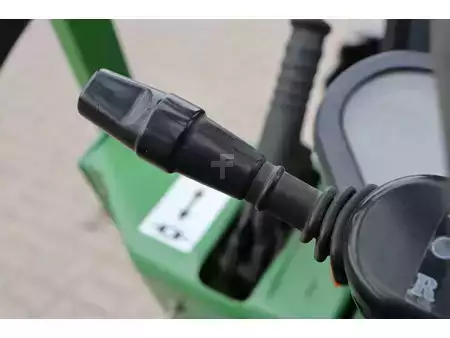 Eléctrica de 4 ruedas 2008  Artison FB 25 (25)