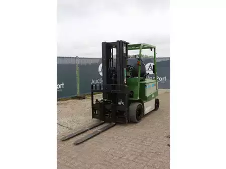 Eléctrica de 4 ruedas 2008  Artison FB 25 (9)