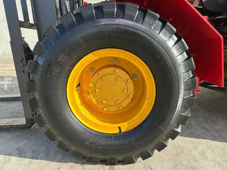 Empilhador todo-terreno 2025  [div] RTF-3500 (17)