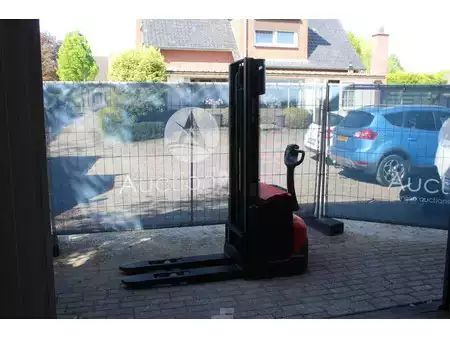 Stacker pedestre 2017  Toyota SWE120 (1)