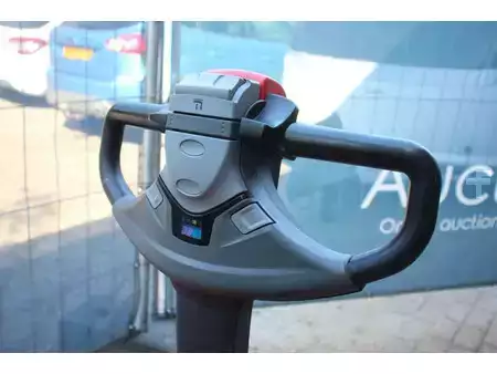 Stacker pedestre 2017  Toyota SWE120 (17)