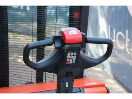 Stacker pedestre 2017  Toyota SWE120 (18)