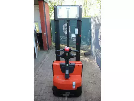Stacker pedestre 2017  Toyota SWE120 (4)