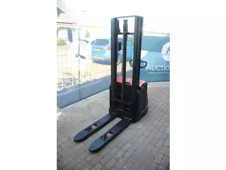 Stacker pedestre 2017  Toyota SWE120 (7)