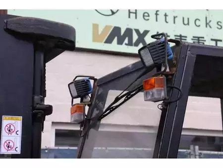 Carretilla elevadora diésel 1998  Yale GDP30TF (12)