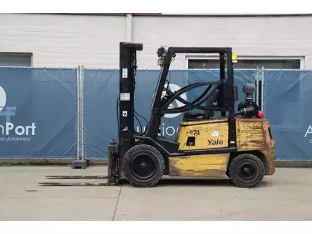 Carretilla elevadora diésel 1998  Yale GDP30TF (2)