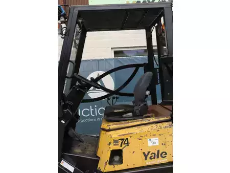Carretilla elevadora diésel 1998  Yale GDP30TF (23)