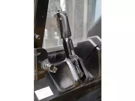 Carretilla elevadora diésel 1998  Yale GDP30TF (27)