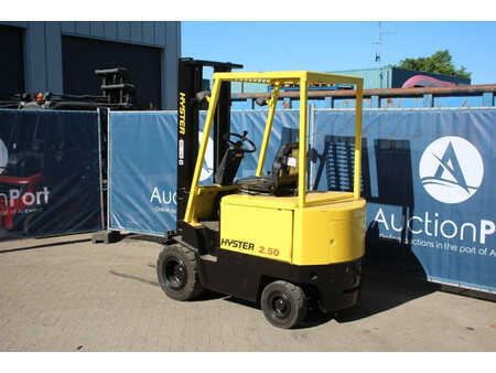 Elektro čtyřkolový VZV 1992  Hyster J2.50XL (3)