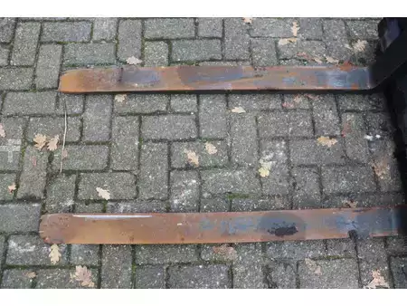 Elektromos 4 kerekű 1998  Mic PE 25 MP MK VI A-1 (11)