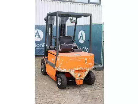 Elektromos 4 kerekű 1998  Mic PE 25 MP MK VI A-1 (4)