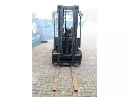 Elektromos 4 kerekű 1998  Mic PE 25 MP MK VI A-1 (8)