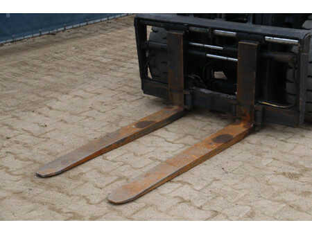 Carrelli elevatori diesel 2012  Toyota 52-8FDJF35 (10)