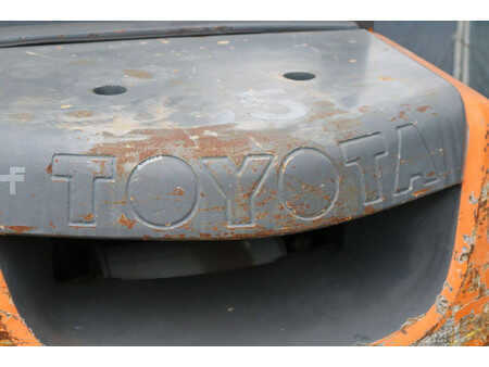Carrelli elevatori diesel 2012  Toyota 52-8FDJF35 (16)