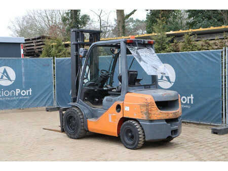 Carrelli elevatori diesel 2012  Toyota 52-8FDJF35 (4)