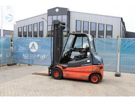 Electric - 4 wheels 2000  Linde E25-02 (3)