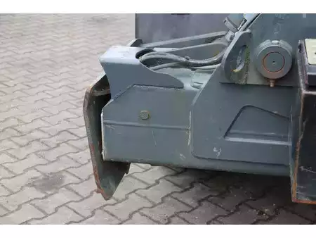 Telescopic forklift rigid 2016  Magni RTH 5.23 S-M/B (19)