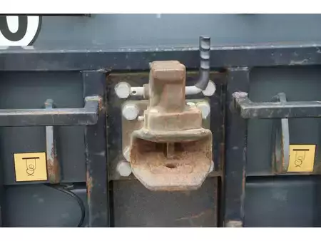 Telescopic forklift rigid 2016  Magni RTH 5.23 S-M/B (31)