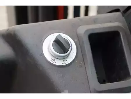 Elektro čtyřkolový VZV 2018  Toyota 8FBE20T (23)