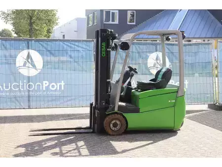 Chariots électriques à 4 roues 2017  Cesab B316 (1)