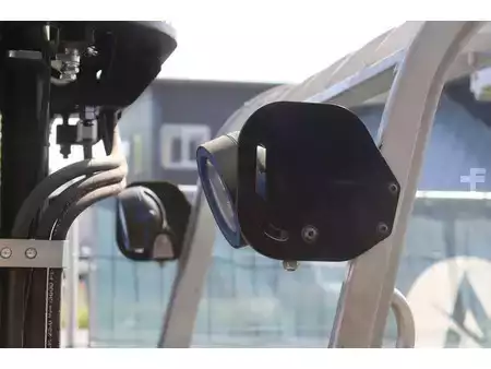 Chariots électriques à 4 roues 2017  Cesab B316 (13)