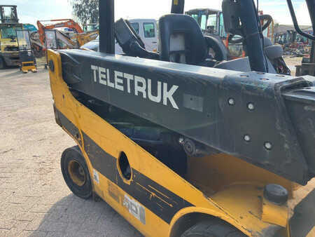 Chariots téléscopiques fixes 2004  JCB TLT2D (9)