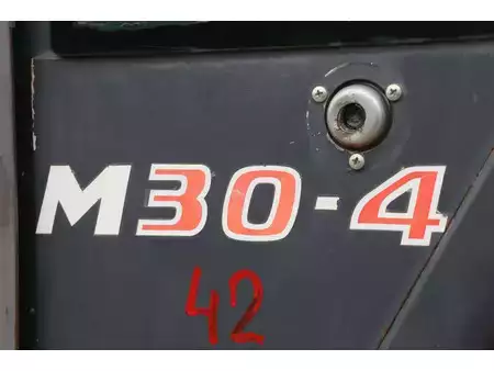 Carrelli fuoristrada 4x4 2000  Manitou M 30-4 (18)