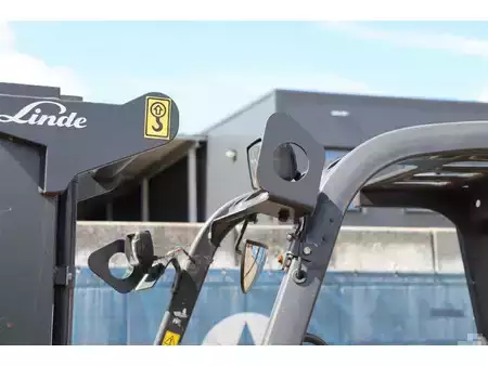 Eléctrica de 4 ruedas 2019  Linde E16C (13)
