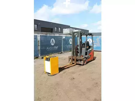 Eléctrica de 4 ruedas 2019  Linde E16C (9)