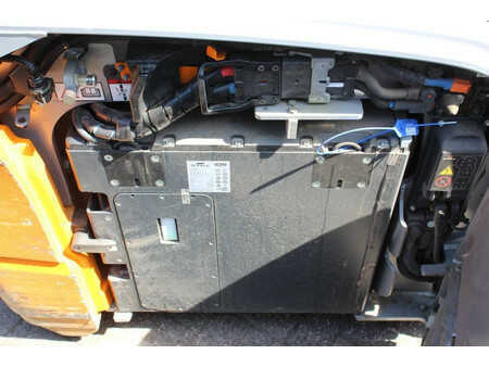 Carrelli elettrici 4 ruote 2021  Still RX20-16 (17)