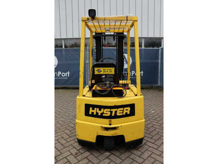 Elektromos 4 kerekű 2004  Hyster A1.50XL (4)