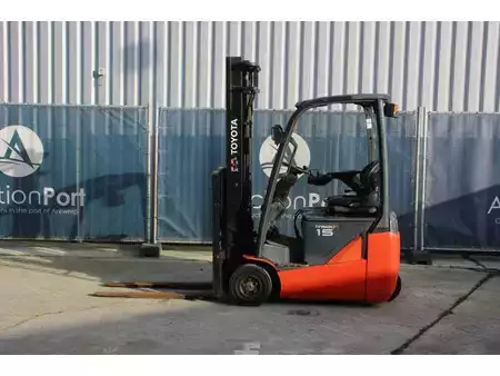 Elektryczne 4-kołowe - Toyota 15 (2)