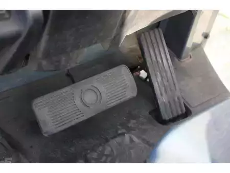 Elektryczne 4-kołowe - Toyota 15 (21)