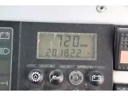 terminal traktor 2009  Terberg YT182 (30)