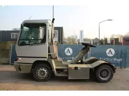 terminal traktor 2009  Terberg YT182 (32)
