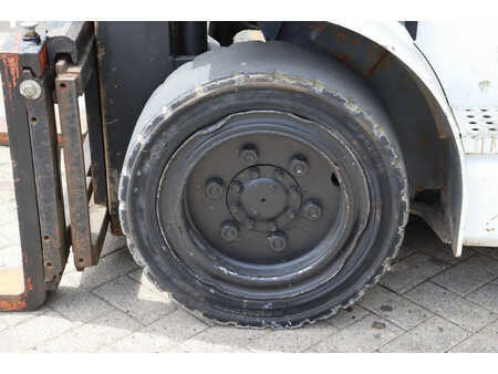 Carrelli elevatori diesel 1997  Toyota 62-6FDF30 (14)