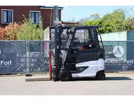 El truck - 4 hjulet 2020  Linde E30HL-01/600 (1)