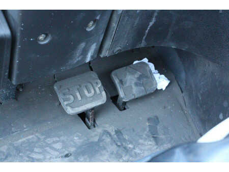 Eléctrico - 4 rodas 2017  Linde E16-02 (18)